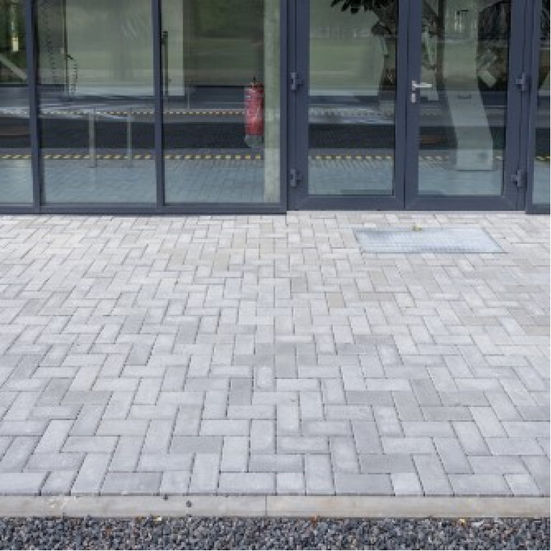 Betono Mozaika Bruģis Prizma 8B 200x100x80mm Melns